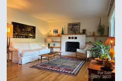 1235 Pinebrook Circle, Hendersonville, NC 28739 - Photo 2