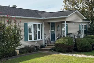 308 Riverwind Dr, Hendersonville, NC 28739 - Photo 2