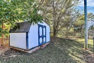 511 W Elliott St, Chester, SC 29706 - Photo 30