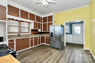 511 W Elliott St, Chester, SC 29706 - Photo 16