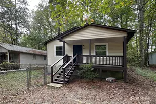 3630 Durham Ln, Charlotte, NC 28269 - Photo 2