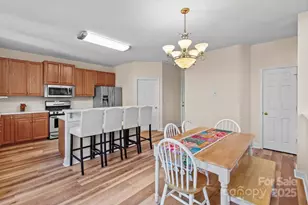 110 Montibello Dr, Mooresville, NC 28117 - Photo 10