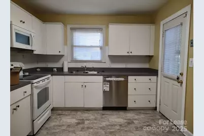 322 Hartford Avenue, Charlotte, NC 28209 - Photo 6