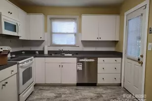 322 Hartford Ave, Charlotte, NC 28209 - Photo 6