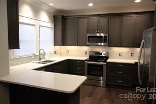 2014 Rozzelles Ferry Rd, Charlotte, NC 28208 - Photo 10