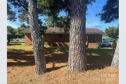 512 Produce Market Road, Laurinburg, NC 28352 - Photo 8