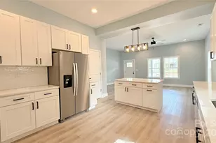 106 N Market St, Lancaster, SC 29720 - Photo 6