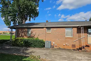 105 Marble Rd, Statesville, NC 28625 - Photo 4