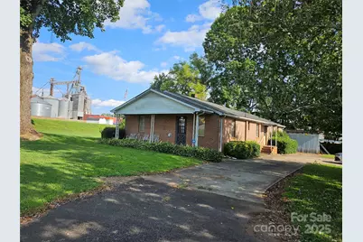 105 Marble Road, Statesville, NC 28625 - Photo 2