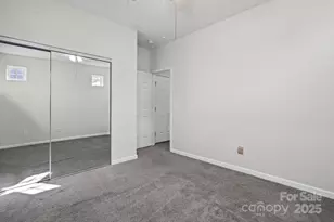 8663 Meadowmont View Dr, Charlotte, NC 28269 - Photo 18