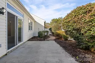 8663 Meadowmont View Dr, Charlotte, NC 28269 - Photo 24