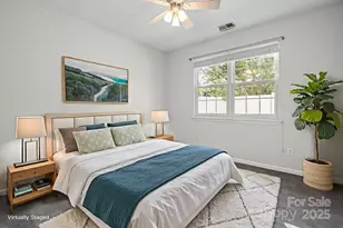 8663 Meadowmont View Dr, Charlotte, NC 28269 - Photo 16