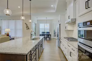 82228 Standing Oak Dr, Charlotte, NC 28278 - Photo 12