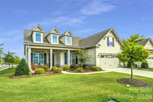82228 Standing Oak Dr, Charlotte, NC 28278 - Photo 2