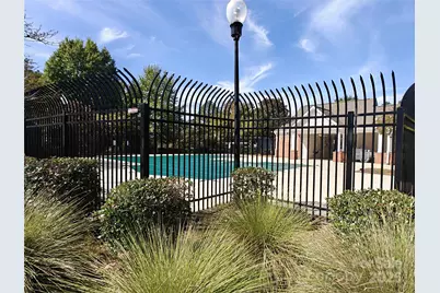 8031 Stoneham Court, Matthews, NC 28105 - Photo 2