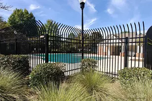 8031 Stoneham Ct, Matthews, NC 28105 - Photo 2