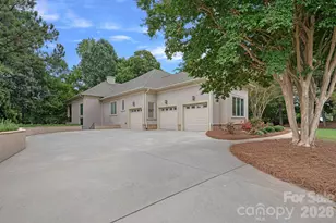 106 Lightship Dr, Mooresville, NC 28117 - Photo 8