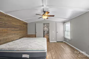 729 Don Felmet Rd, Marshall, NC 28753 - Photo 12