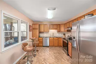 32 Foxberry Dr, Arden, NC 28704 - Photo 12