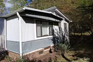 4230 Chimney Rock Rd, Hendersonville, NC 28792 - Photo 24