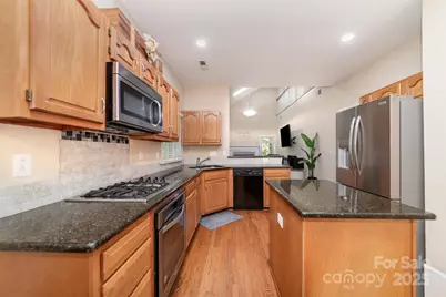 6401 Morningsong Lane, Charlotte, NC 28269 - Photo 18