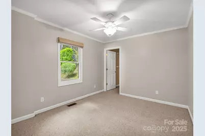 204 Pine Berry Circle, Hendersonville, NC 28739 - Photo 16