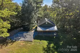 14 Luckenbach Dr, Fairview, NC 28730 - Photo 16