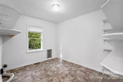 14 Luckenbach Drive, Fairview, NC 28730 - Photo 10