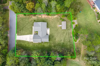 4850 Woodwinds Drive NE, Hickory, NC 28601 - Photo 36