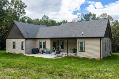 4850 Woodwinds Drive NE, Hickory, NC 28601 - Photo 34