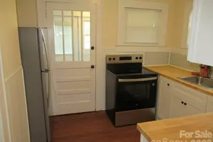 1109 E Main St, Maiden, NC 28650 - Photo 8