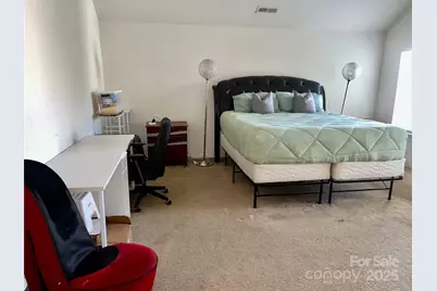 5502 Freestone Drive, Charlotte, NC 28216 - Photo 14