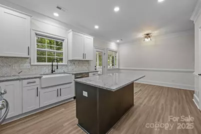 6217 Randy Drive, Charlotte, NC 28215 - Photo 36