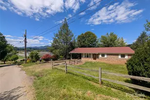 117 River Look Dr, Burnsville, NC 28714 - Photo 2