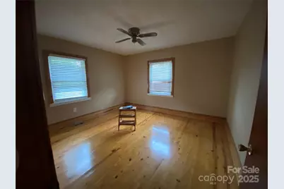 112 Justice Road, Marion, NC 28752 - Photo 6