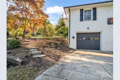 2115 N Stoney View Court, Hendersonville, NC 28792 - Photo 6