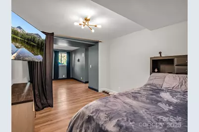 2115 N Stoney View Court, Hendersonville, NC 28792 - Photo 40