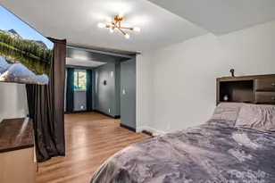 2115 N Stoney View Ct, Hendersonville, NC 28792 - Photo 40