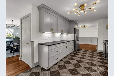 2115 N Stoney View Court, Hendersonville, NC 28792 - Photo 14