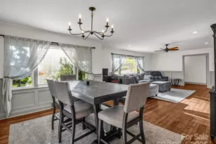 2115 N Stoney View Ct, Hendersonville, NC 28792 - Photo 12