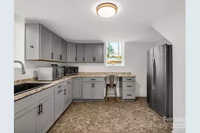 2115 N Stoney View Court, Hendersonville, NC 28792 - Photo 34