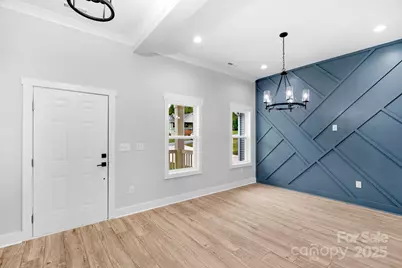 142 Crystal Heights Drive, Hendersonville, NC 28739 - Photo 10