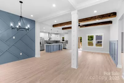 142 Crystal Heights Drive, Hendersonville, NC 28739 - Photo 6