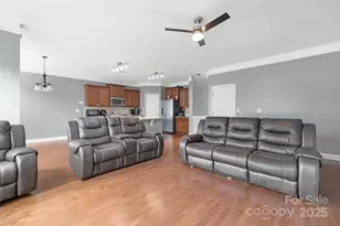 5033 El Molino Dr, Charlotte, NC 28214 - Photo 22