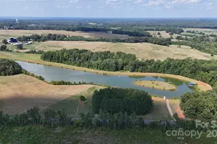 4488 Mirror Lk Dr, Catawba, NC 28609 - Photo 8