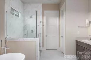 4488 Mirror Lk Dr, Catawba, NC 28609 - Photo 18