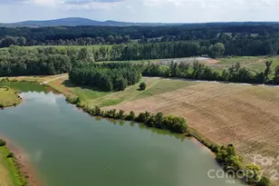 4488 Mirror Lk Dr, Catawba, NC 28609 - Photo 8