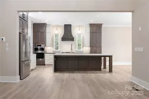 4488 Mirror Lk Dr, Catawba, NC 28609 - Photo 10