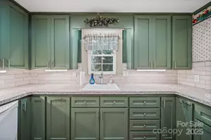 210 Smith St, Clover, SC 29710 - Photo 12