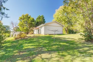 9 Guinevere Ct, Asheville, NC 28806 - Photo 28